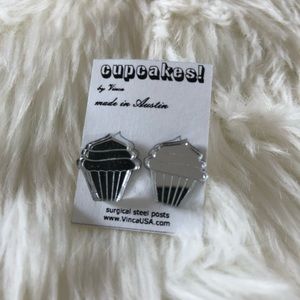 Vinca usa mirrored supcake stud earrings NWT